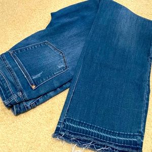 Judy Blue blue jeans